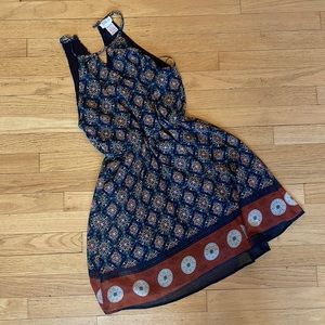 Patterned high neck dress